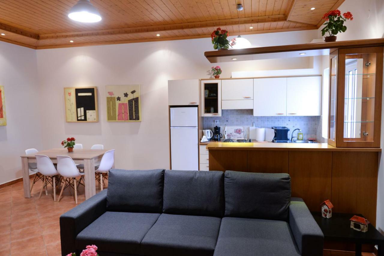 Patras Cozy Lodge Kültér fotó