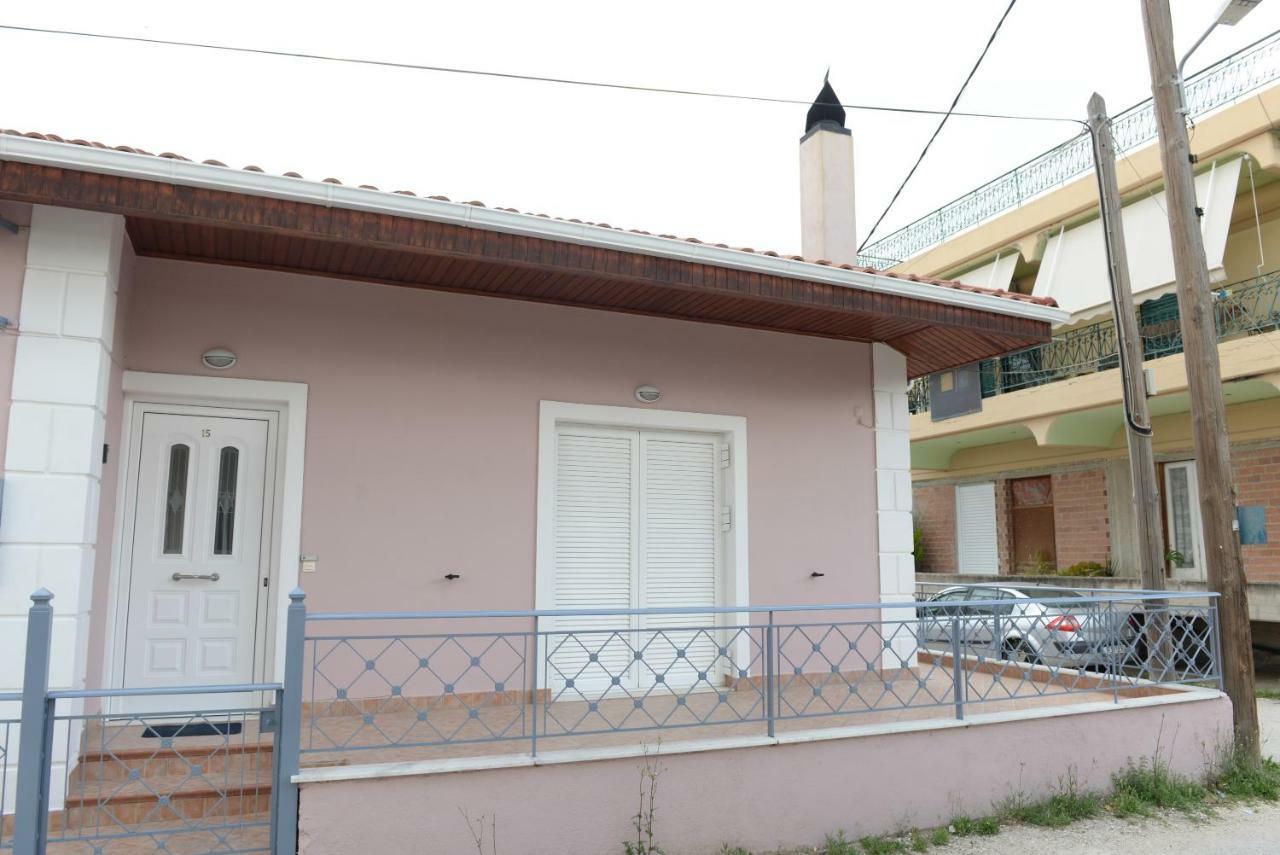 Patras Cozy Lodge Kültér fotó